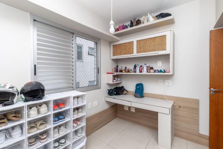 Apartamento à venda com 178m², 4 quartos e 3 vagasQuarto 1