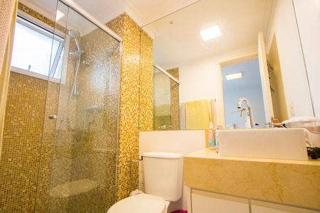 Apartamento à venda com 177m², 3 quartos e 4 vagas Apartamento à venda com 177m², 3 quartos e 4 vagasBanheiro do quarto 2