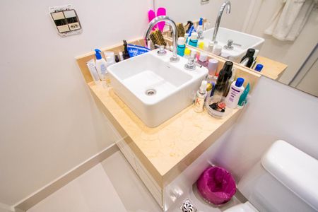 Apartamento à venda com 177m², 3 quartos e 4 vagas Apartamento à venda com 177m², 3 quartos e 4 vagasBanheiro do quarto 3