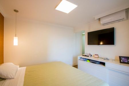 Apartamento à venda com 177m², 3 quartos e 4 vagas Apartamento à venda com 177m², 3 quartos e 4 vagasQuarto 1 - Suíte