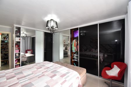 Casa para alugar com 300m², 4 quartos e 4 vagasSuíte