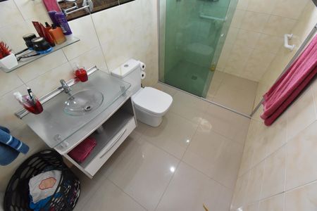 Casa para alugar com 300m², 4 quartos e 4 vagasBanheiro 3