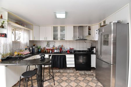 Casa para alugar com 300m², 4 quartos e 4 vagasCozinha