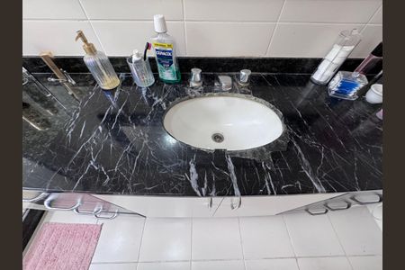 Casa de condomínio para alugar com 1500m², 6 quartos e 5 vagas Casa de condomínio para alugar com 1500m², 6 quartos e 5 vagasSuíte 2 - Banheiro