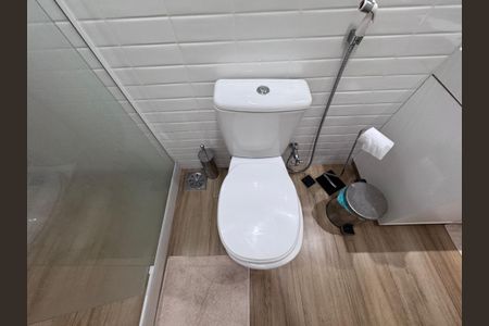 Casa de condomínio para alugar com 1500m², 6 quartos e 5 vagas Casa de condomínio para alugar com 1500m², 6 quartos e 5 vagasSuíte 5 - Banheiro (Canadense)