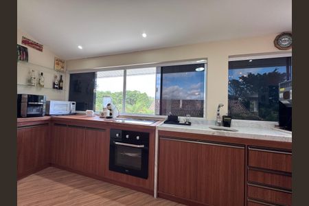 Casa de condomínio para alugar com 1500m², 6 quartos e 5 vagas Casa de condomínio para alugar com 1500m², 6 quartos e 5 vagasCozinha (Terceiro Andar)