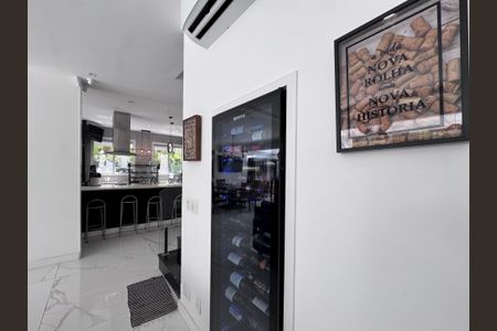 Casa de condomínio para alugar com 1500m², 6 quartos e 5 vagas Casa de condomínio para alugar com 1500m², 6 quartos e 5 vagasSala - Vinicula