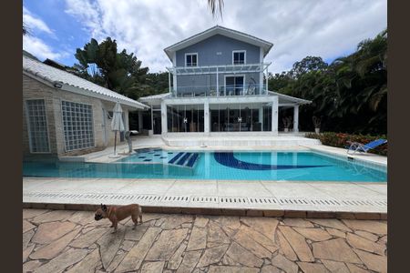 Casa de condomínio para alugar com 1500m², 6 quartos e 5 vagas Casa de condomínio para alugar com 1500m², 6 quartos e 5 vagasÁrea externa