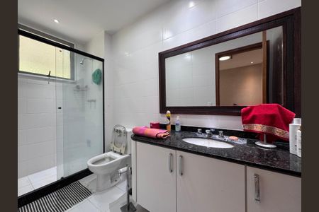 Casa de condomínio para alugar com 1500m², 6 quartos e 5 vagas