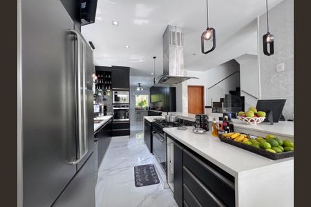 Casa de condomínio para alugar com 1500m², 6 quartos e 5 vagas Casa de condomínio para alugar com 1500m², 6 quartos e 5 vagasCozinha