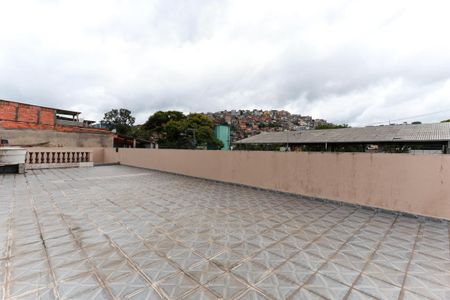 Casa para alugar com 70m², 2 quartos e 2 vagasTerraço