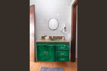 Casa à venda com 430m², 5 quartos e 4 vagasBanheiro 5