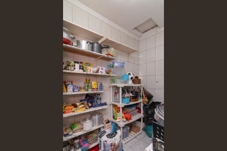 Casa à venda com 430m², 5 quartos e 4 vagasDespensa 