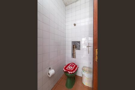 Casa à venda com 430m², 5 quartos e 4 vagasBanheiro 5