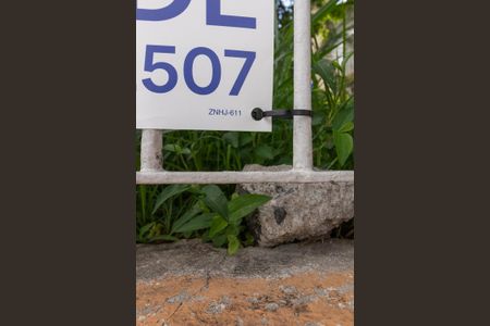 Casa à venda com 430m², 5 quartos e 4 vagasPlaquinha ZNHJ-611