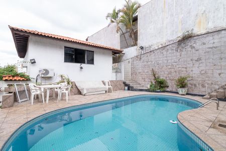 Casa à venda com 430m², 5 quartos e 4 vagasPiscina