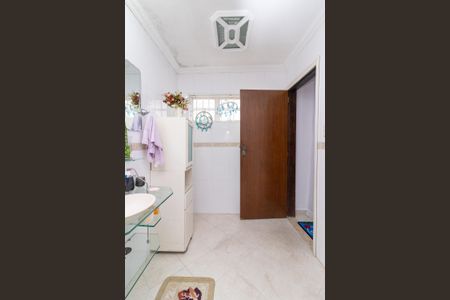 Casa à venda com 430m², 5 quartos e 4 vagasBanheiro 1 - Suíte