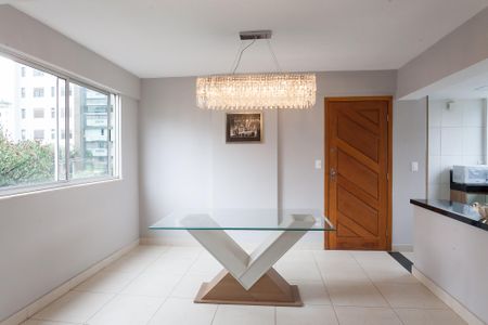 Apartamento à venda com 120m², 2 quartos e 2 vagas