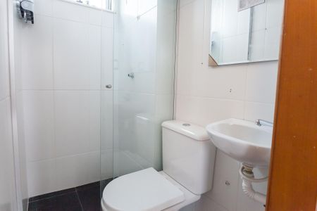 Apartamento à venda com 120m², 2 quartos e 2 vagas Apartamento à venda com 120m², 2 quartos e 2 vagasBanheiro suite 2