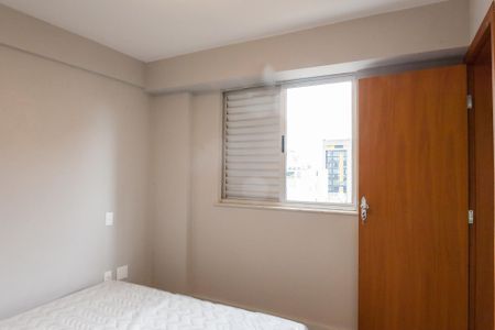 Apartamento à venda com 120m², 2 quartos e 2 vagas Apartamento à venda com 120m², 2 quartos e 2 vagassuite 1