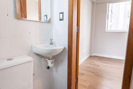 Apartamento à venda com 120m², 2 quartos e 2 vagas Apartamento à venda com 120m², 2 quartos e 2 vagasBanheiro suite 2