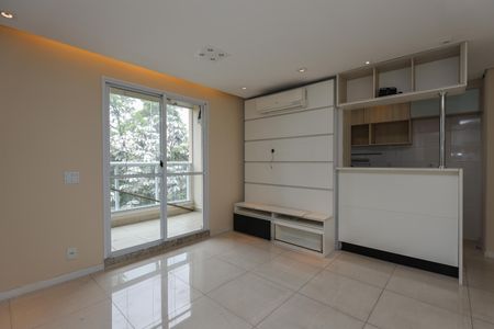 Sala de apartamento para alugar com 3 quartos, 72m² em Jardim Vazani, São Paulo