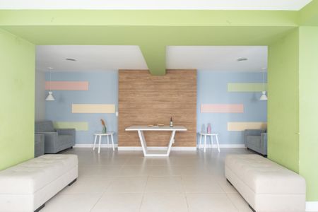 Apartamento para alugar com 35m², 2 quartos e 1 vaga Apartamento para alugar com 35m², 2 quartos e 1 vagaÁrea comum - Salão de festas