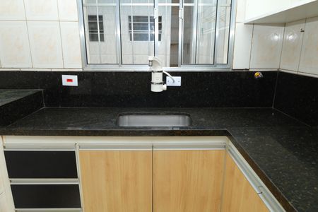 Casa para alugar com 300m², 4 quartos e 4 vagasCozinha