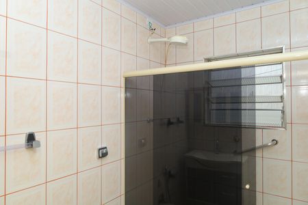 Casa para alugar com 300m², 4 quartos e 4 vagasBanheiro 2