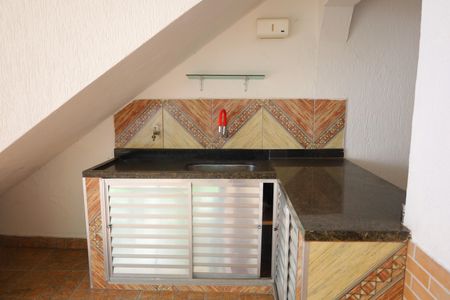 Casa para alugar com 300m², 4 quartos e 4 vagasQuintal e garagem