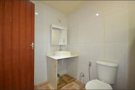 Apartamento para alugar com 60m², 2 quartos e sem vagaBanheiro