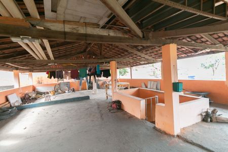 Casa à venda com 360m², 3 quartos e sem vaga