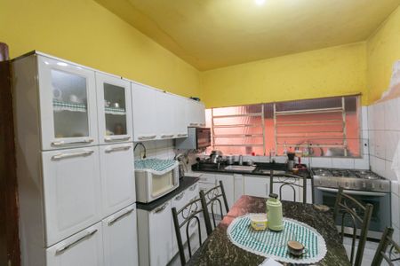 Casa à venda com 360m², 3 quartos e sem vaga