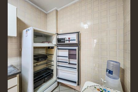 Cozinha de apartamento para alugar com 2 quartos, 89m² em Guilhermina, Praia Grande