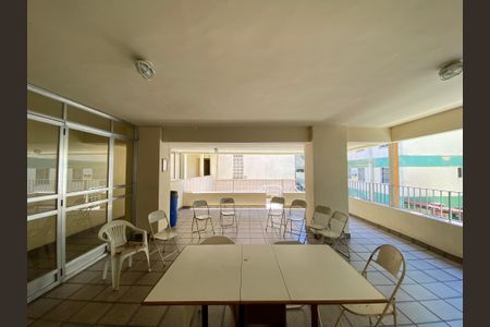 Apartamento à venda com 180m², 2 quartos e 1 vaga