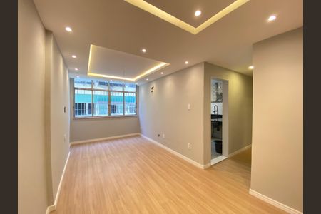 Apartamento à venda com 180m², 2 quartos e 1 vaga