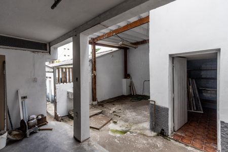 Casa para alugar com 250m², 3 quartos e 5 vagas Casa para alugar com 250m², 3 quartos e 5 vagasQuintal