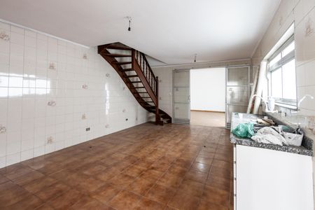 Casa para alugar com 250m², 3 quartos e 5 vagas Casa para alugar com 250m², 3 quartos e 5 vagasCozinha