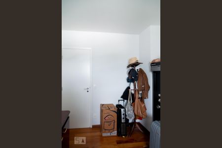 Apartamento à venda com 94m², 3 quartos e 2 vagasQuarto