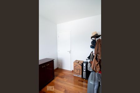 Apartamento à venda com 94m², 3 quartos e 2 vagasQuarto