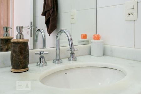 Apartamento à venda com 94m², 3 quartos e 2 vagasBanheiro