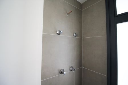 Banheiro de kitnet/studio à venda com 1 quarto, 55m² em Itaim Bibi, São Paulo