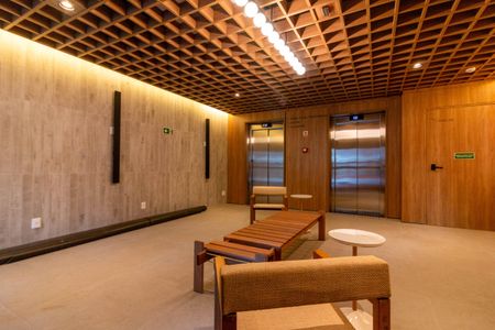 Apartamento à venda com 80m², 2 quartos e 1 vagaHall de entrada