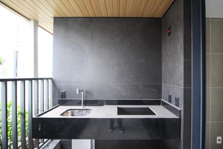 Apartamento à venda com 80m², 2 quartos e 1 vagaVaranda