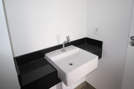 Apartamento à venda com 80m², 2 quartos e 1 vagaLavabo