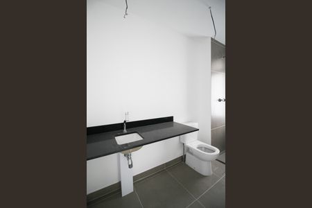 Apartamento à venda com 80m², 2 quartos e 1 vagaBanheiro da Suíte 1