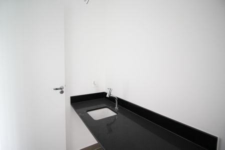 Apartamento à venda com 80m², 2 quartos e 1 vagaBanheiro da Suíte 1