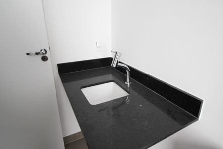 Apartamento à venda com 80m², 2 quartos e 1 vagaBanheiro da Suíte 2  