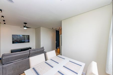 Apartamento à venda com 54m², 2 quartos e 1 vagaSala