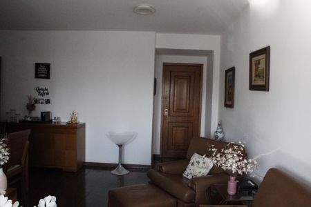 Apartamento à venda com 108m², 3 quartos e 1 vagaSala